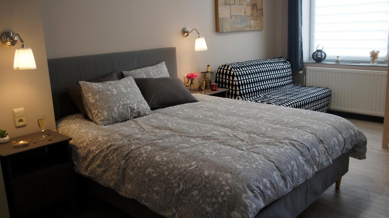Les Petits Nids De Nina 2 Apartment Fosses-La-Ville Exterior photo