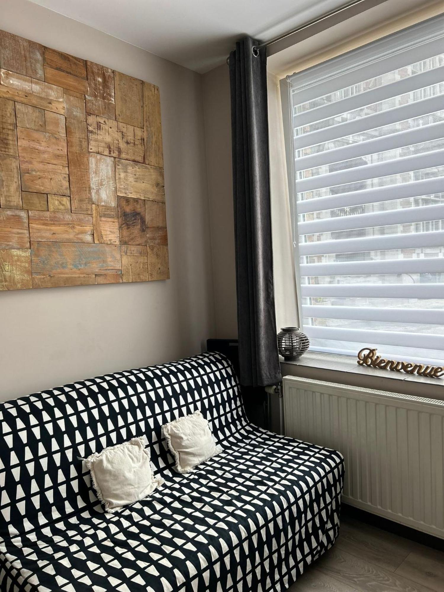 Les Petits Nids De Nina 2 Apartment Fosses-La-Ville Exterior photo